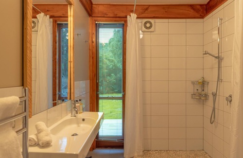 Cape Saunders Resort | Korimako Lodge, Stunning view and wildlife, your piece of quiet in New Zealand