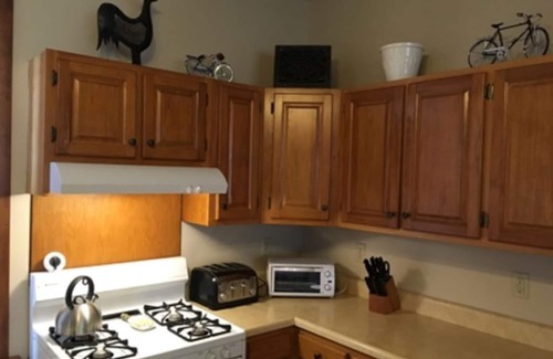 Hermann House | Kork Haus - Whole house rental in Downtown Hermann