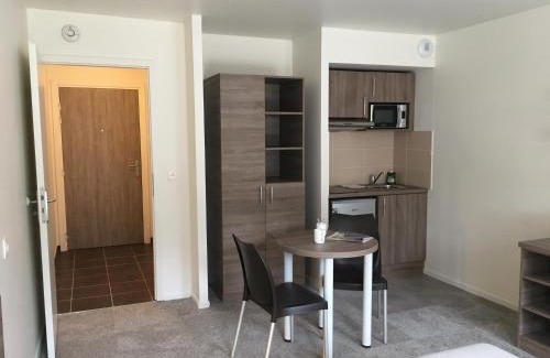 Haussonville-Blandan-Mon Desert-Saurupt Apartment | Kosy Appart'hôtels Art'&Facts