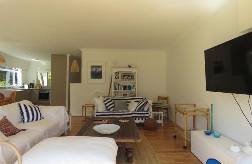 Coopers Beach House | Kotare Kottage