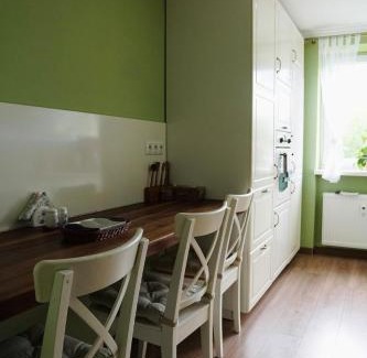 Prievidza Apartment | Krásny, plne vybavený byt s bezplatným parkovaním