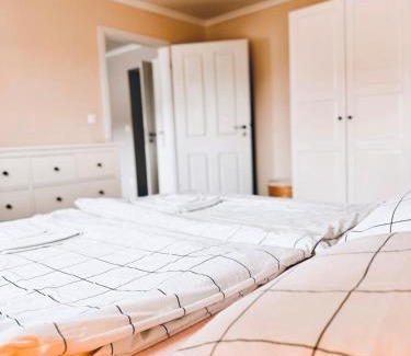 Prievidza Apartment | Krásny, plne vybavený byt s bezplatným parkovaním