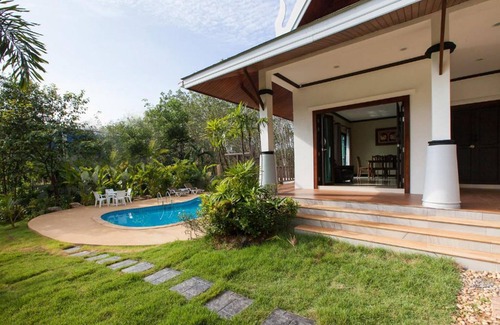Nong Thale Villa | Krabi Naka Villa