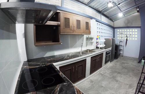 Chaweng City Center House | Krabi Top Sea Hill Villa