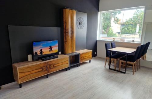 Opole Apartment | Krakowska 41A duży apartament w centrum FV23 self check-in