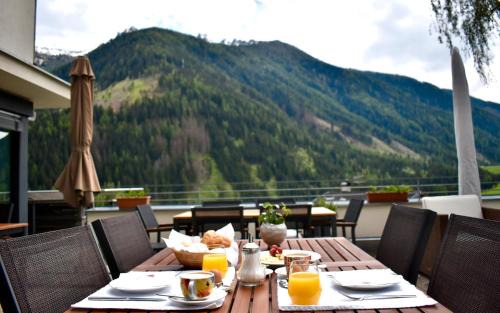 Santa Valburga House | Kreativ Hotel Landhaus Schweigl