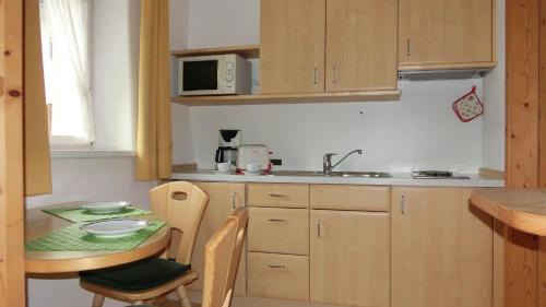 Nalles Apartment | Kreuzwegerhof Nals-historic living with natural Pool Oasis for families, nature lovers and active travelers