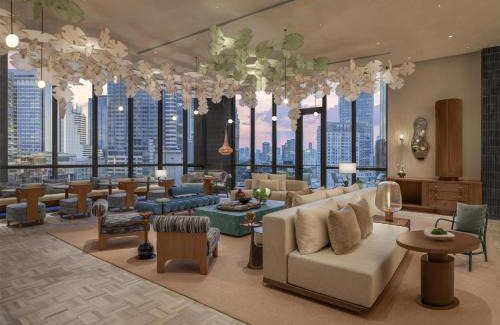 Bangkok Central Business District Hotel | Kromo Bangkok, Curio Collection By Hilton