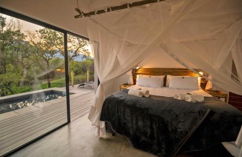 Thorny Bush Game Reserve Ski Chalet | Kruger Cliffs Lodge