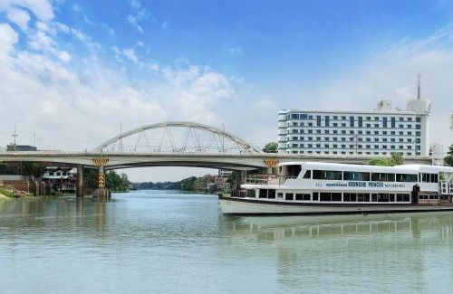 Samphao Lom Hotel | Krungsri River Hotel