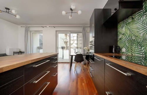 Krzyki Apartment | Krzycka Elegant Apartment Parking by Noclegi Renters