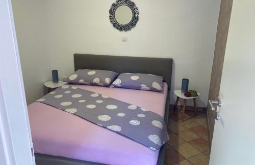 Valdebek House | Kuća Eda