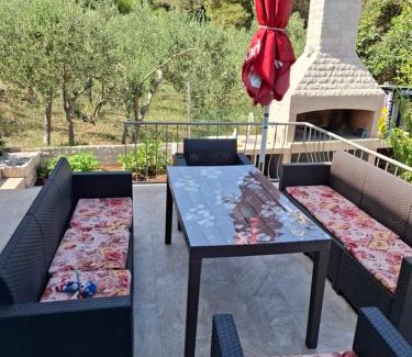 Trpanj House | Kuća za odmor DIJANA