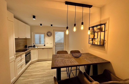 Jadranovo House | Kuća za odmor Ena