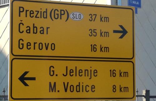 Crni Lug Apartment | Kuća za odmor "Jasna" (Holiday home "Jasna")