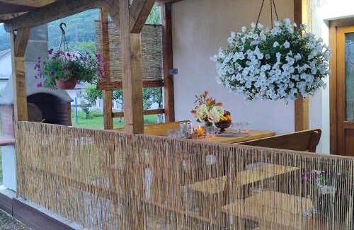 Otocac House | Kuća za odmor Miriam