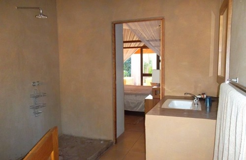 White River Bed & Breakfast | Ku De Ta B&B