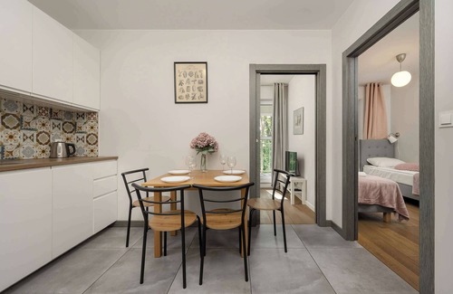 Krzyki Apartment | Kukuczki 7 Stylowy Apartament we Wroclawiu by Noclegi Renters