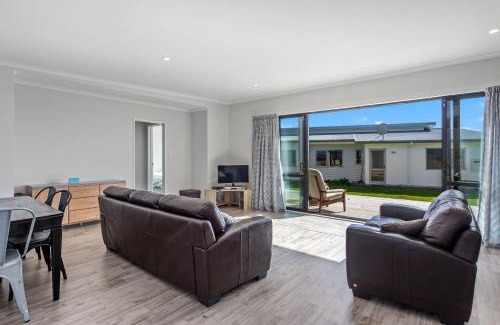 Waiotahi House | Kukumoa At the Beach
