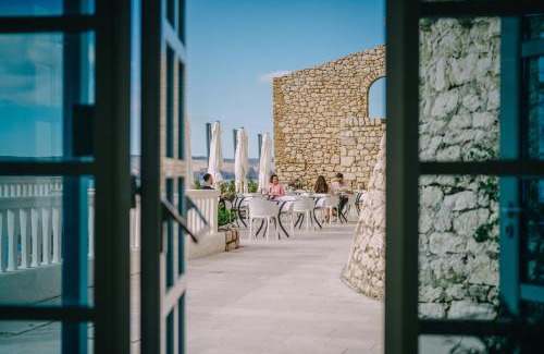 Jablanac Hotel | Kul IN Ablana