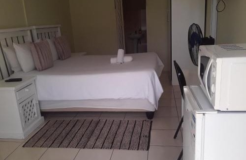 Umtata House | Kuyasa guesthouse