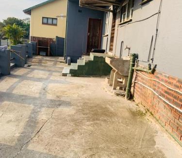 South Durban House | KwaMgozimba guest house 1 Room3 or 5