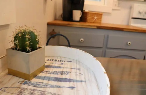 Camden Cabin | Ky Lake/Tn River Lake Cabin Wi-Fi 100mps