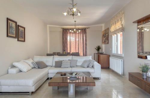 Varipetron House | Kyparisses Villa
