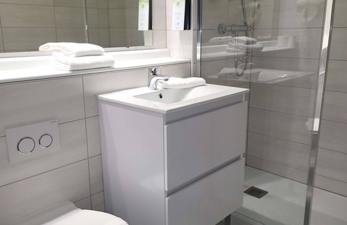 Chatillon-en-Michaille Hotel | KYRIAD BELLEGARDE - Genève