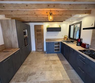 Saint-Agreve House | L'écrin ardéchois - Calme, forêt, lac privé