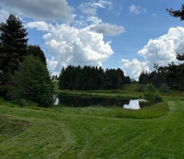Saint-Agreve House | L'écrin ardéchois - Calme, forêt, lac privé