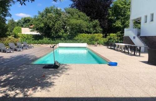 Labouheyre House | L'écrin vert - proche gare, piscine , tennis, wifi