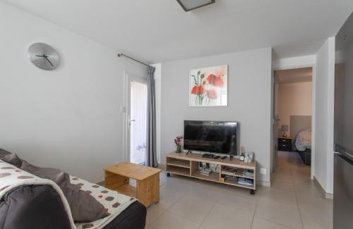 Embrun Apartment | L'écureuil dans La vieille maison centre ville d'Embrun