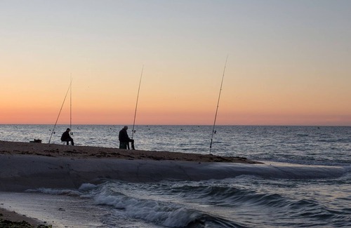 Luc-sur-Mer Apartment | L'abri Côtier, Studio Rénové Tout Confort à 50 Mètres de Plage
