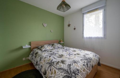 Colomiers Apartment | L'Airbusien - Terrasse et parking - Airbus à coté