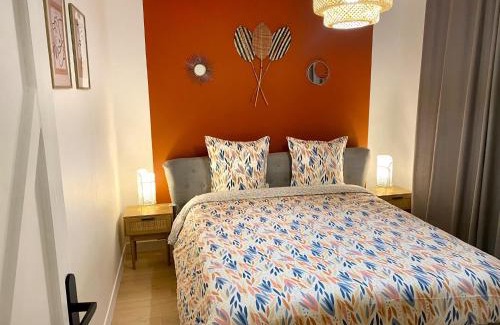 Castres Apartment | L'alcôve - T2 Calme, Terrasse & Parking privé