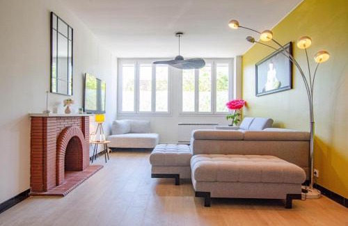 Saint-Hilaire-sous-Romilly House | L'annexe