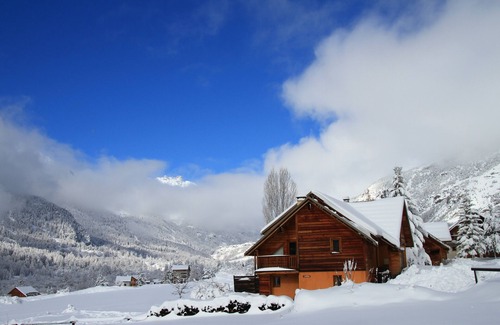 Nevache Ski Chalet | L'Aoùro Hameau des Chazals Nevache Hautes Alpes