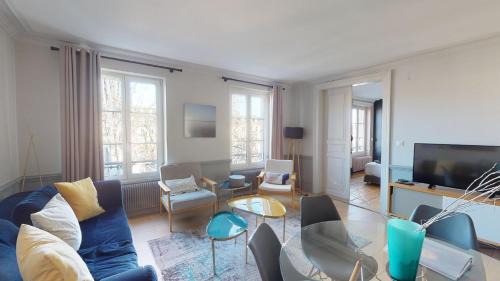 Historic Center Apartment | L'Appart du Quai avec Terrasse