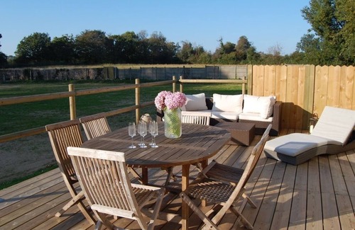 Tamerville Apartment | L'Appartement d'Egard for 8 people in Normandy