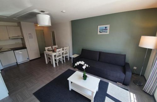 Greoux-les-Bains Apartment | L'Arbousier - Piscine & climatisation