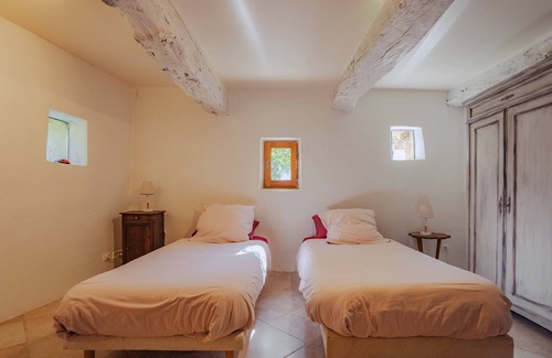 Ongles Other | L'Arbre d'Alice - Two beautiful gîtes with swimming pool and panoramic view