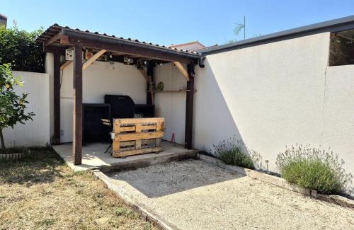 Villeneuve-de-la-Raho Villa | L'Atelier Sud Cozy & chic