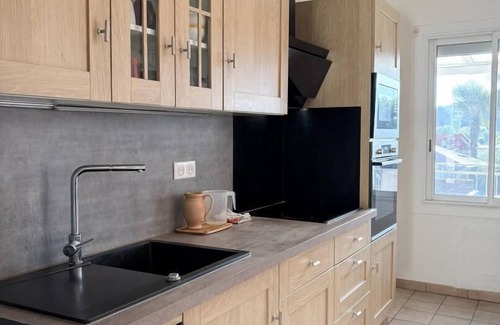 Pradines House | L'Aubépine 20 - PRADINES