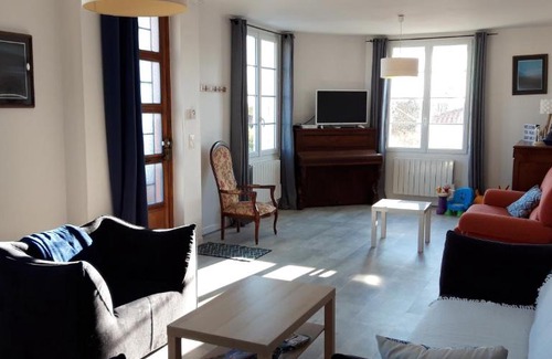 Vaux-sur-Mer House | L'Aurore, grande maison familiale entre Royan et St Palais Sur Mer