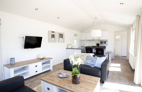 Velsen-Zuid House | L'Avenir 6 by Interhome