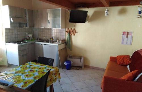 Colonnata Bed & Breakfast | L ' CANTON B & B