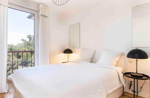 Roseraie Apartment | L ecrin