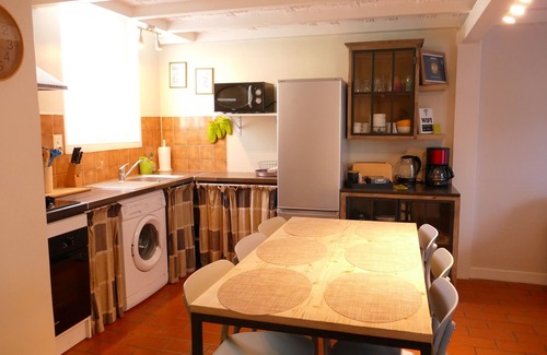 Saint-Palais-sur-Mer House | L'Estivale, house with garden 300 meters from the beach