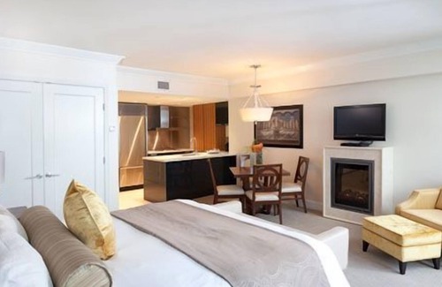 Central Hotel | L'Hermitage Hotel